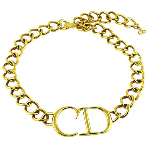 cd necklace dior